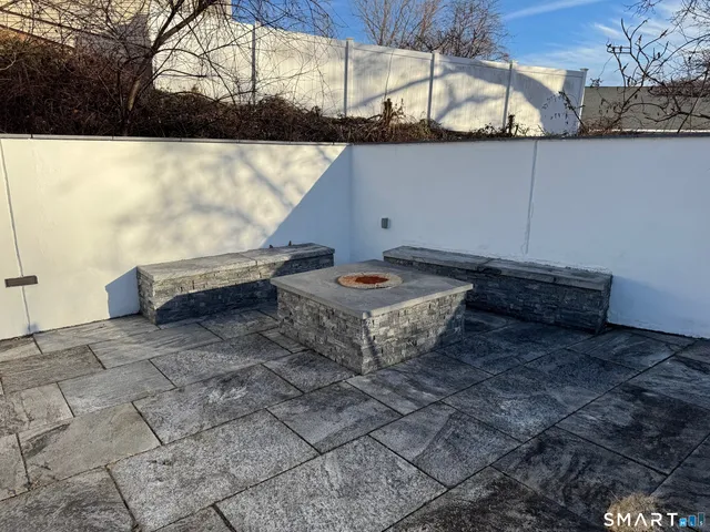 $2,000 | 547 B Laurel Street, Unit B, East Haven, CT 06512