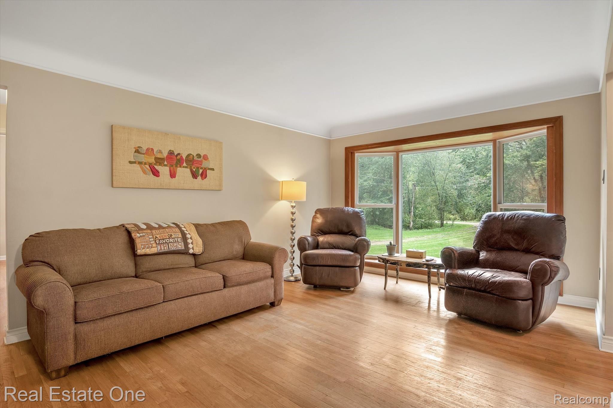 5630 North Fleming Road Fowlerville, MI 48836 - Photo 6 of 42 10-5630-N-Fleming-Rd-WindowStill-Real-Estate-Photography-10.jpg