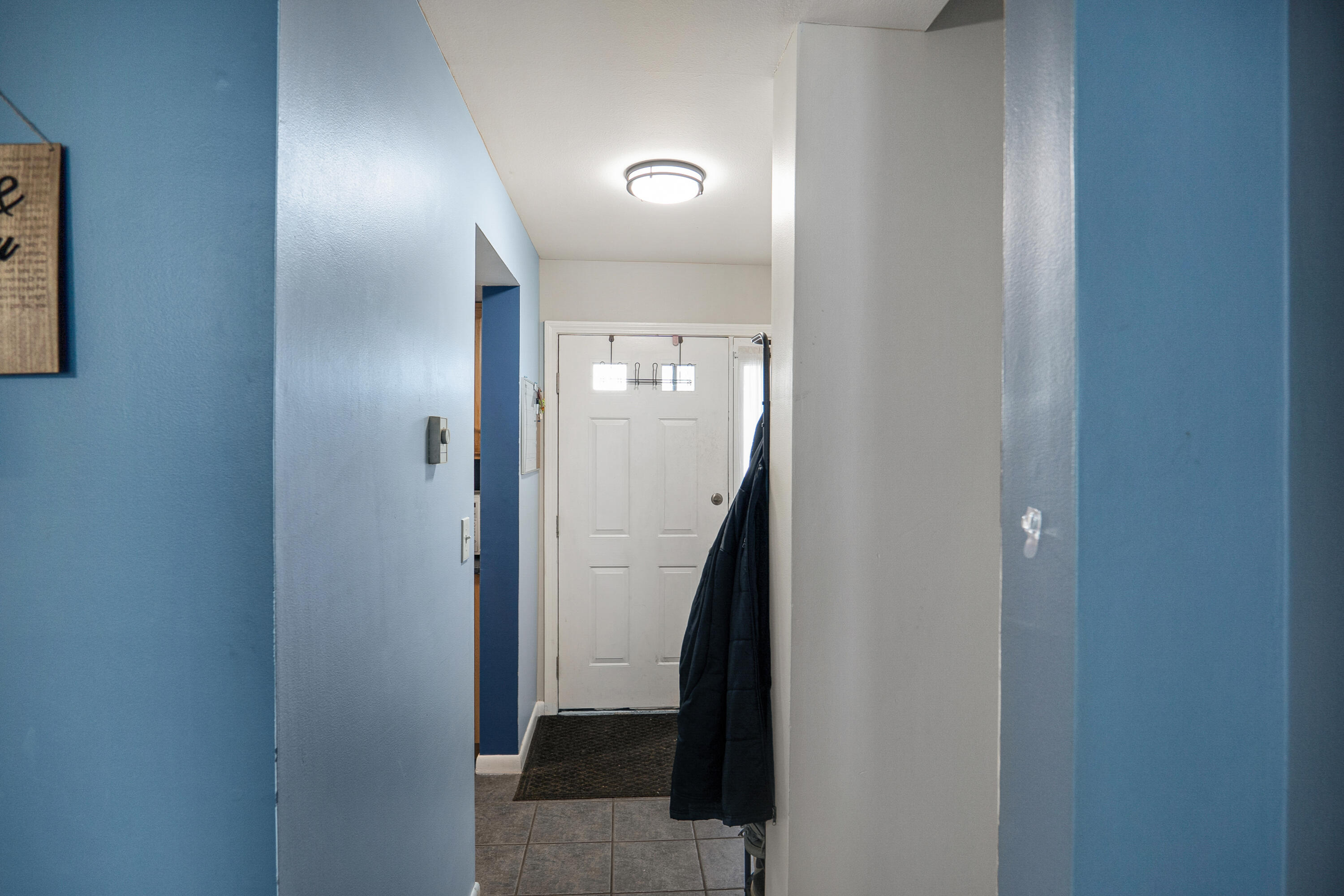826 Ohio Street, Unit 6 Bangor, ME 04401 - Photo 19 of 35 Front Door