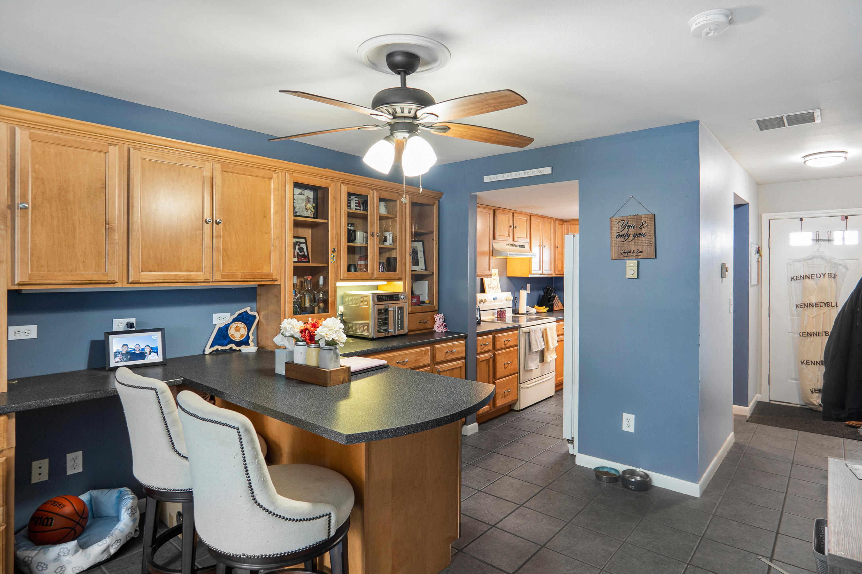 826 Ohio Street, Unit 6 Bangor, ME 04401 - Photo 22 of 38 First Floor Open Concept