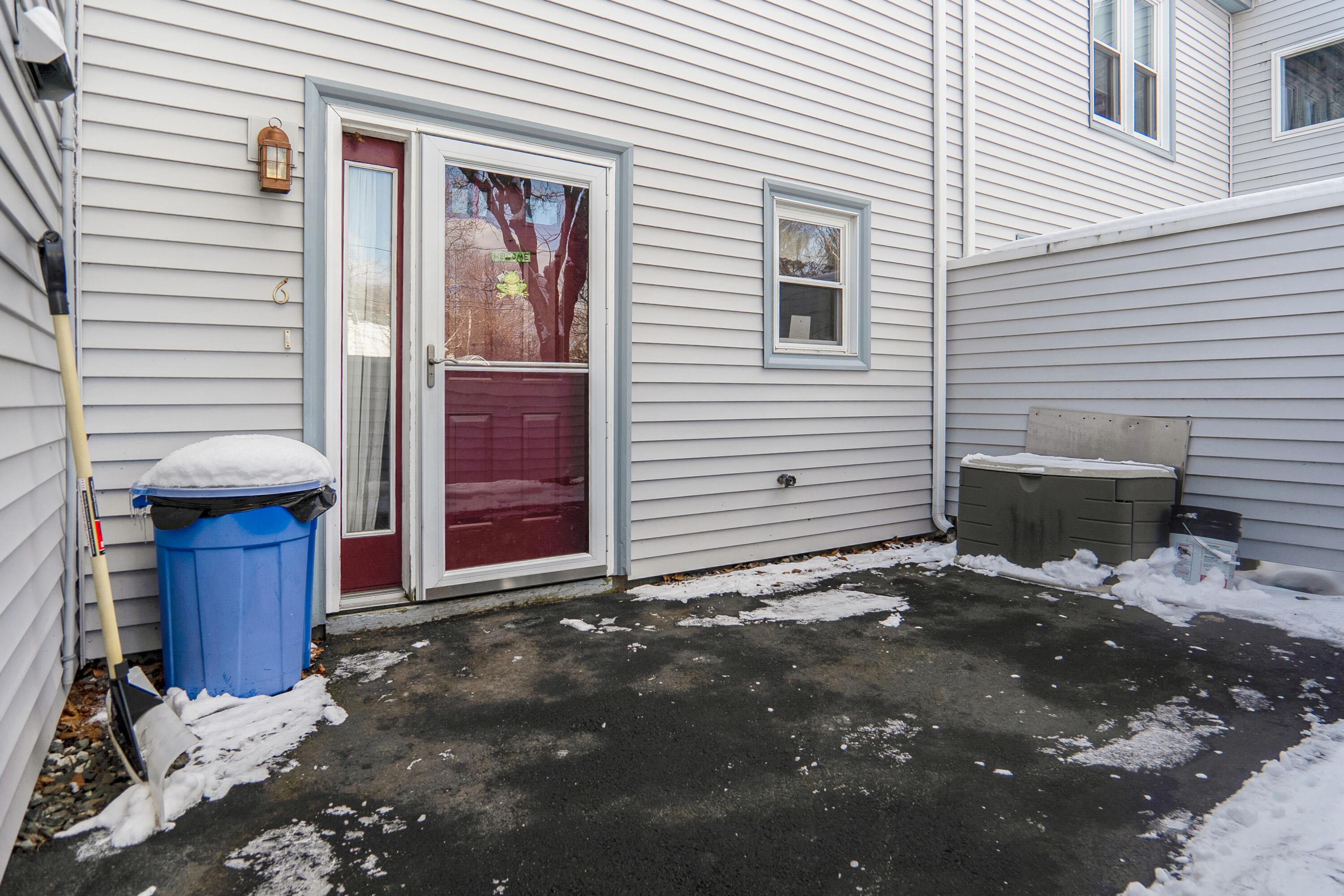 826 Ohio Street, Unit 6 Bangor, ME 04401 - Photo 3 of 38 Front Door