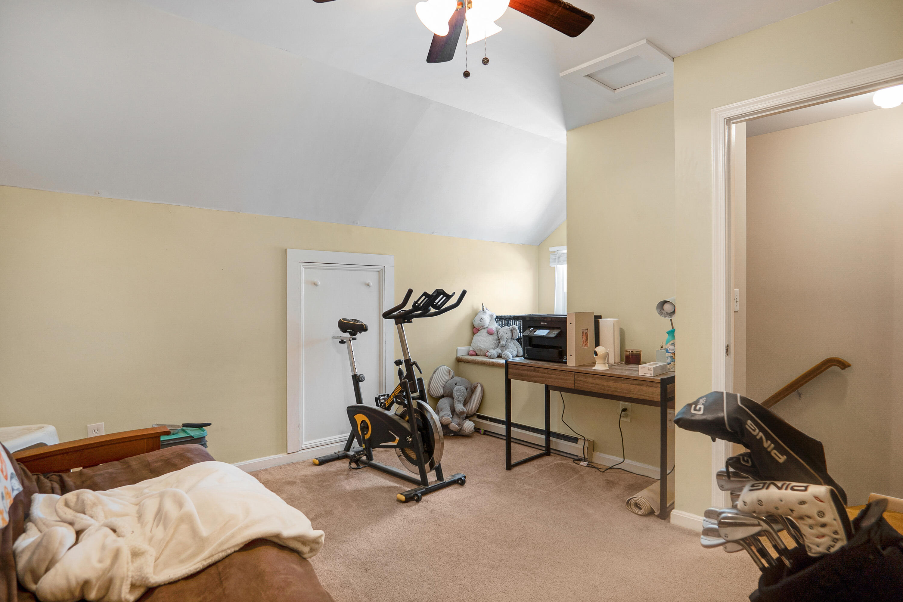 826 Ohio Street, Unit 6 Bangor, ME 04401 - Photo 38 of 38 Third Floor Bedroom