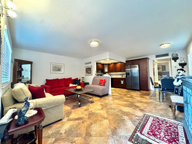 $1,800 | 279 Saxony F, Unit 279, Delray Beach, FL 33446