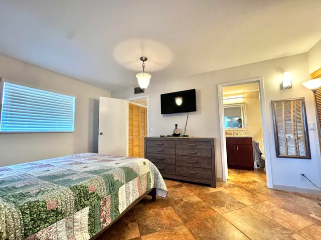 $1,800 | 279 Saxony F, Unit 279, Delray Beach, FL 33446