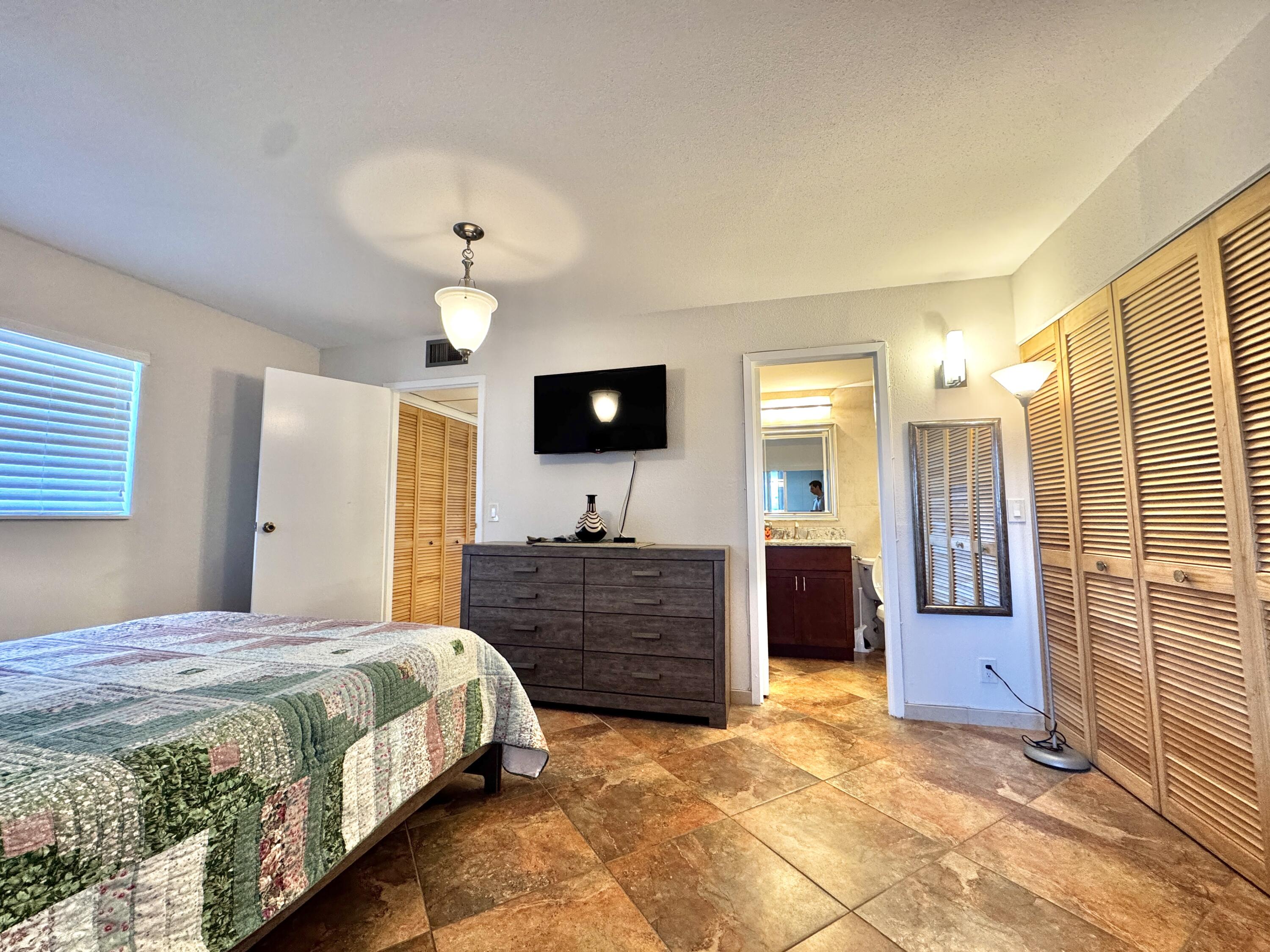 279 Saxony F, Unit 279 Delray Beach, FL 33446 - Photo 17 of 18 IMG_4107