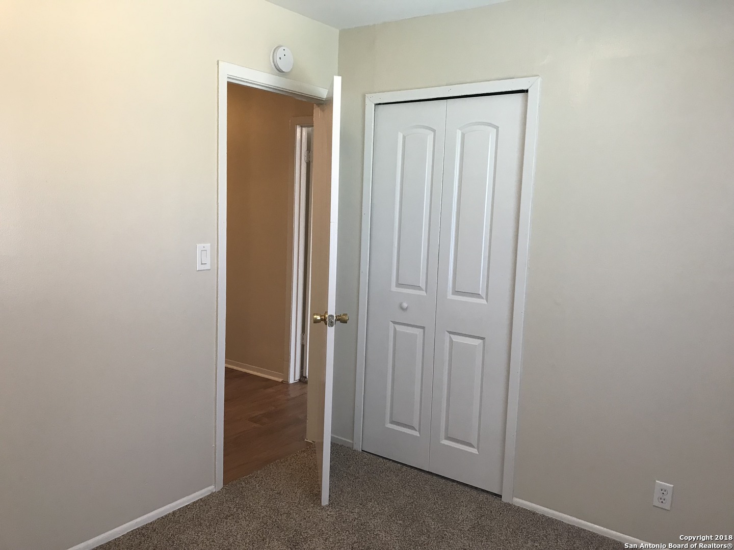 5874 Castle Run San Antonio, TX 78218 - Photo 11 of 22