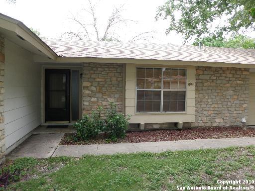 5874 Castle Run San Antonio, TX 78218 - Photo 2 of 22