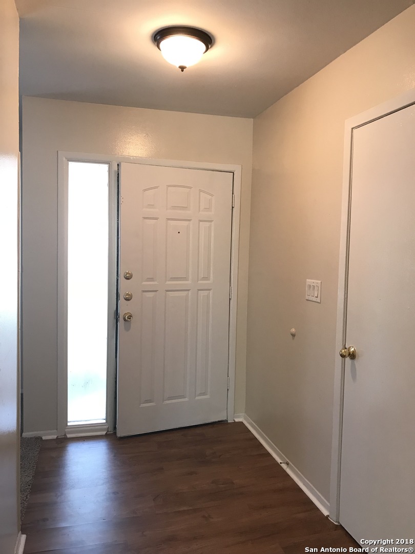 5874 Castle Run San Antonio, TX 78218 - Photo 3 of 22