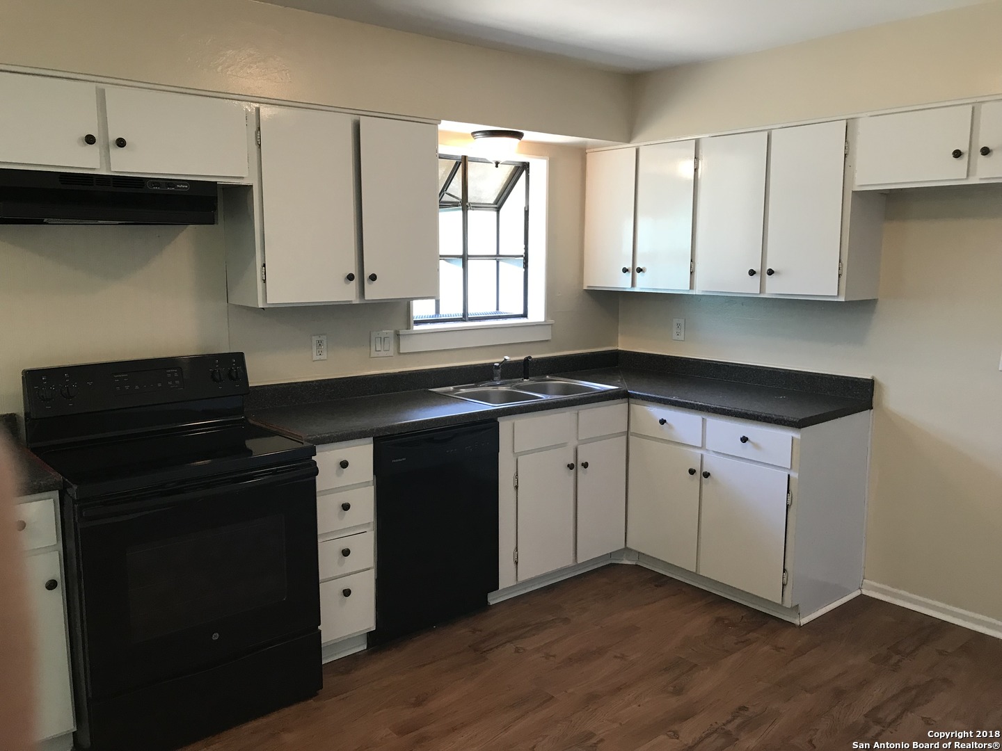 5874 Castle Run San Antonio, TX 78218 - Photo 6 of 22