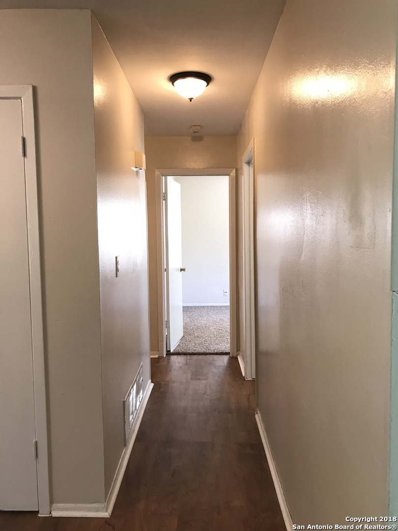 5874 Castle Run San Antonio, TX 78218 - Photo 8 of 22