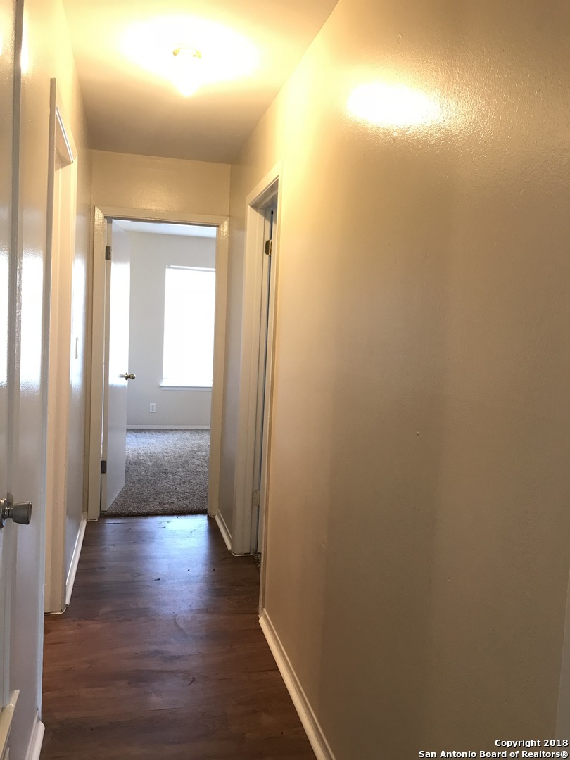 5874 Castle Run San Antonio, TX 78218 - Photo 9 of 22