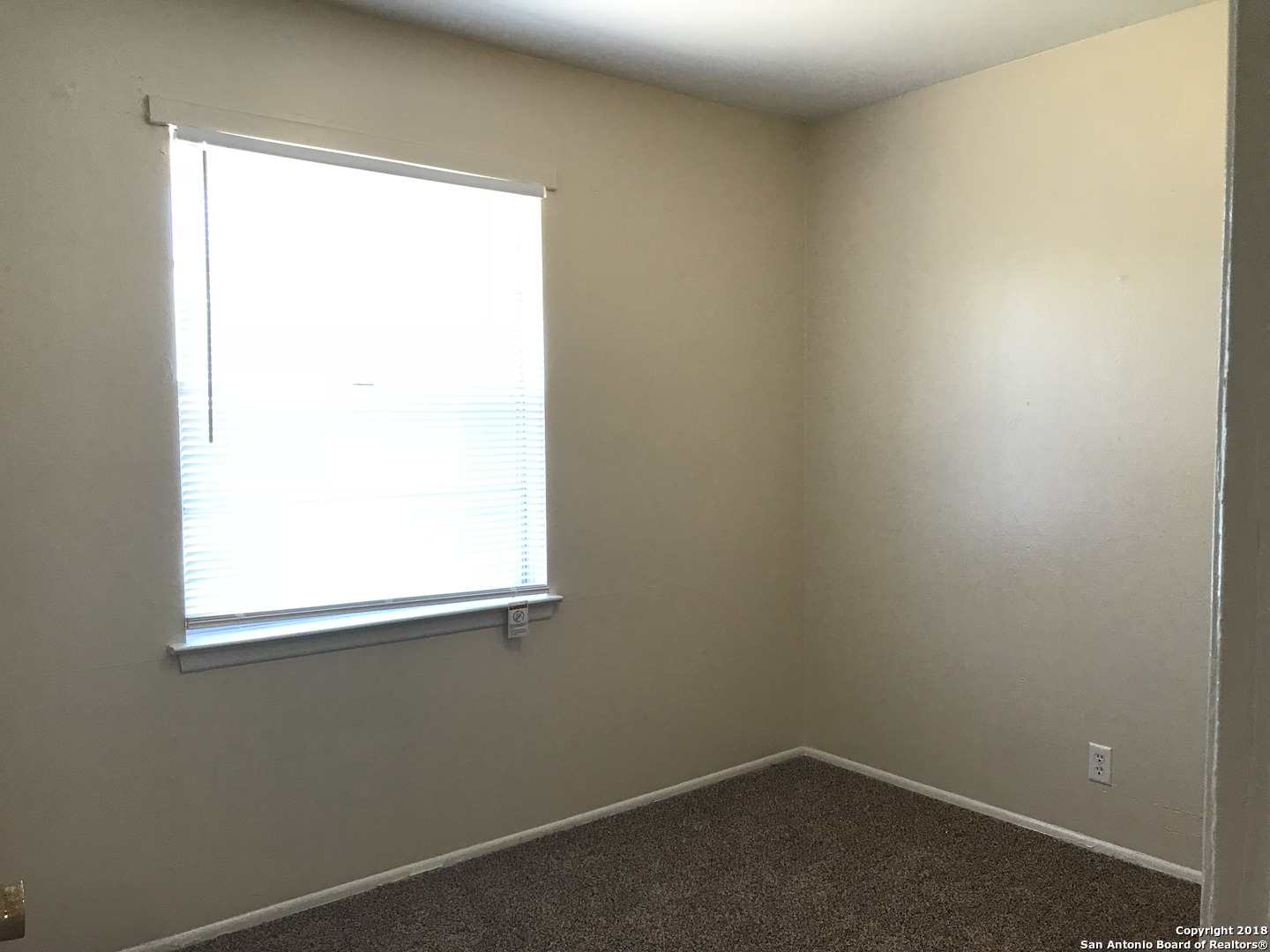 5874 Castle Run San Antonio, TX 78218 - Photo 10 of 22