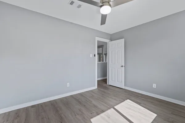 $2,400 | 700 Creekmont Drive, Round Rock, TX 78681