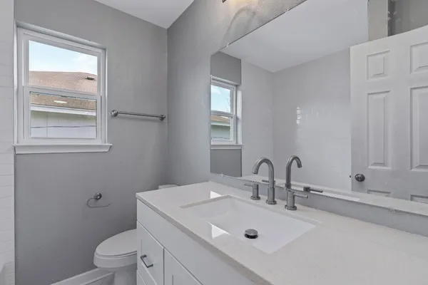 $2,400 | 700 Creekmont Drive, Round Rock, TX 78681