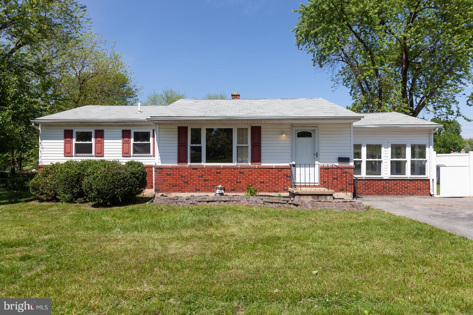 1 Cornwall Road New Castle, DE 19720 - Photo 1 of 32 Gallery Image 1
