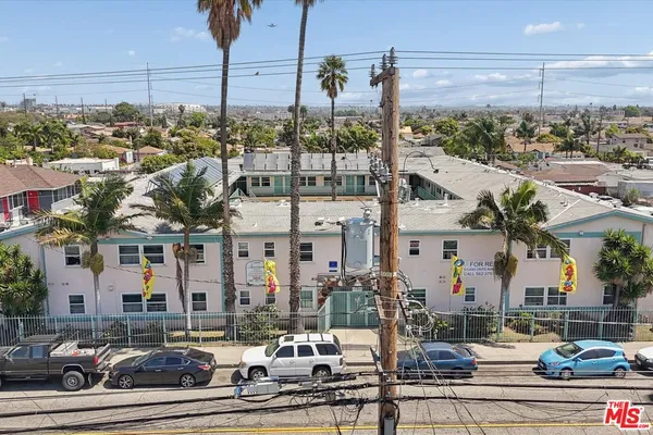 $7,500,000 | 10600 South Inglewood Avenue, Inglewood, CA 90304