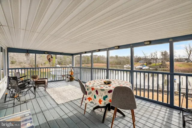 $949,900 | 333 Sturtons Lane, Pasadena, MD 21122