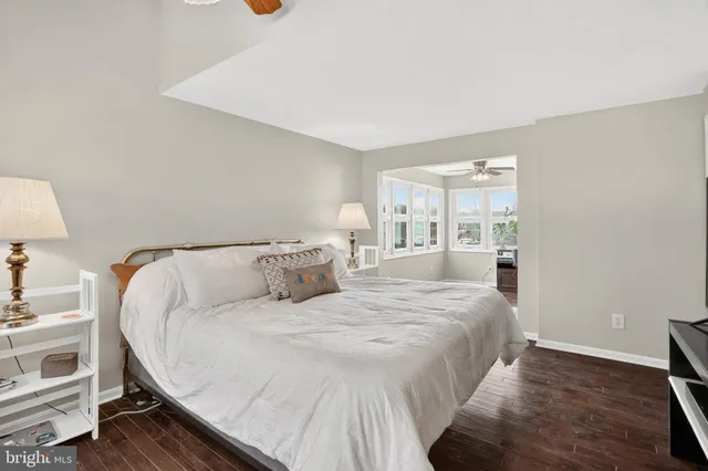 $949,900 | 333 Sturtons Lane, Pasadena, MD 21122