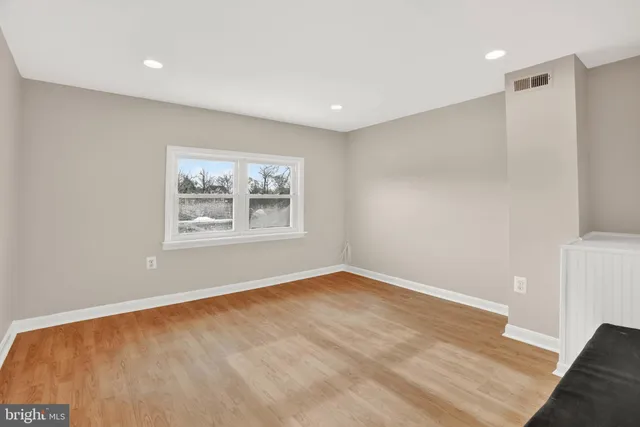 $949,900 | 333 Sturtons Lane, Pasadena, MD 21122