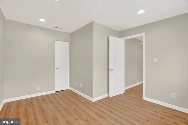 $949,900 | 333 Sturtons Lane, Pasadena, MD 21122