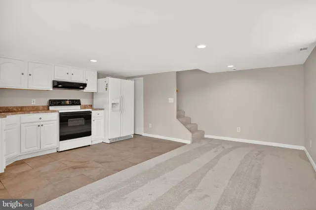 $949,900 | 333 Sturtons Lane, Pasadena, MD 21122