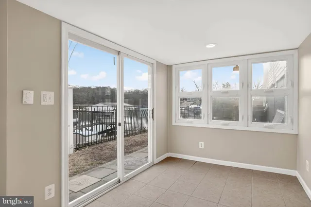 $949,900 | 333 Sturtons Lane, Pasadena, MD 21122