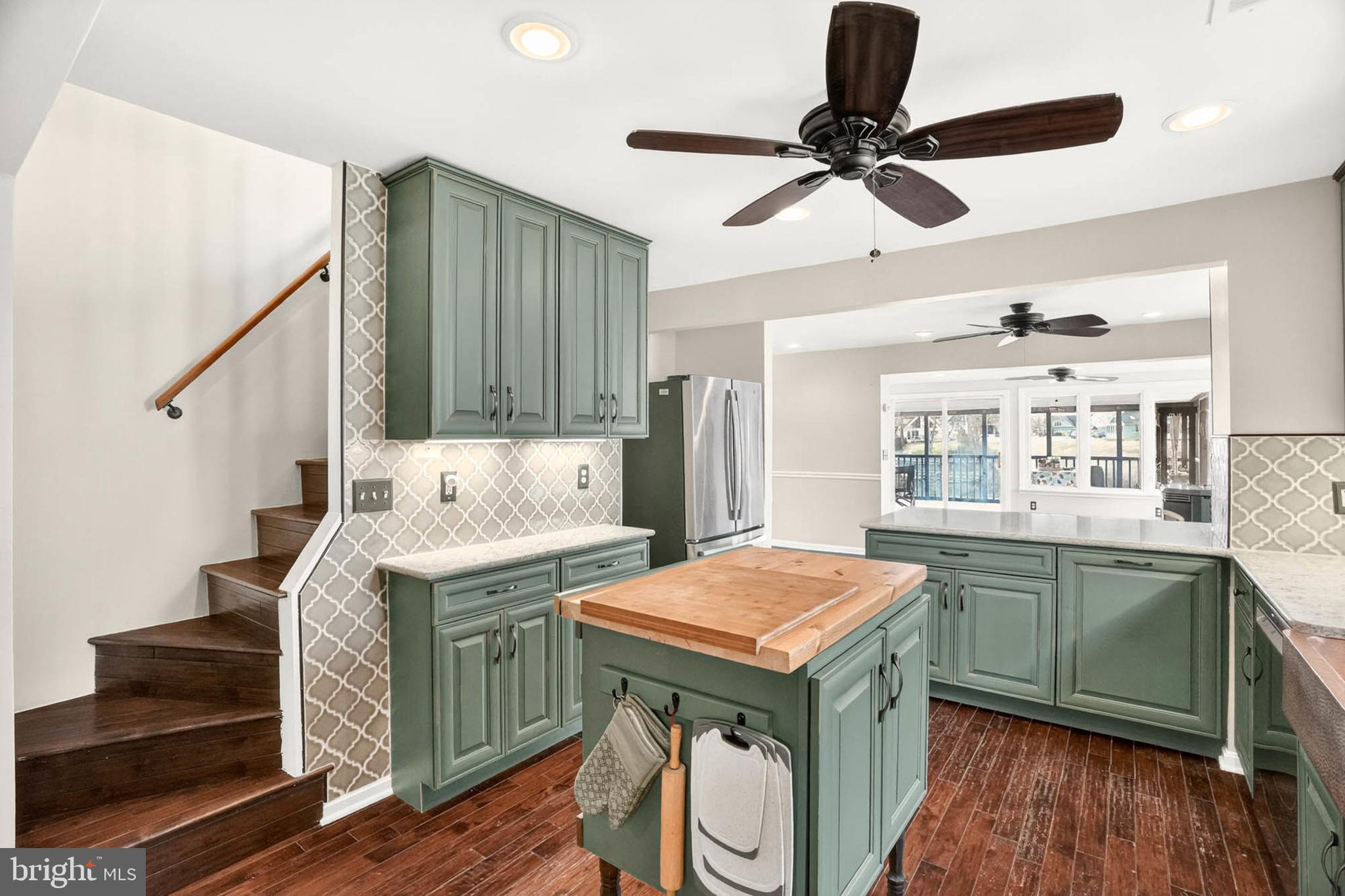 333 Sturtons Lane Pasadena, MD 21122 - Photo 6 of 46 Butcher block Island and water view