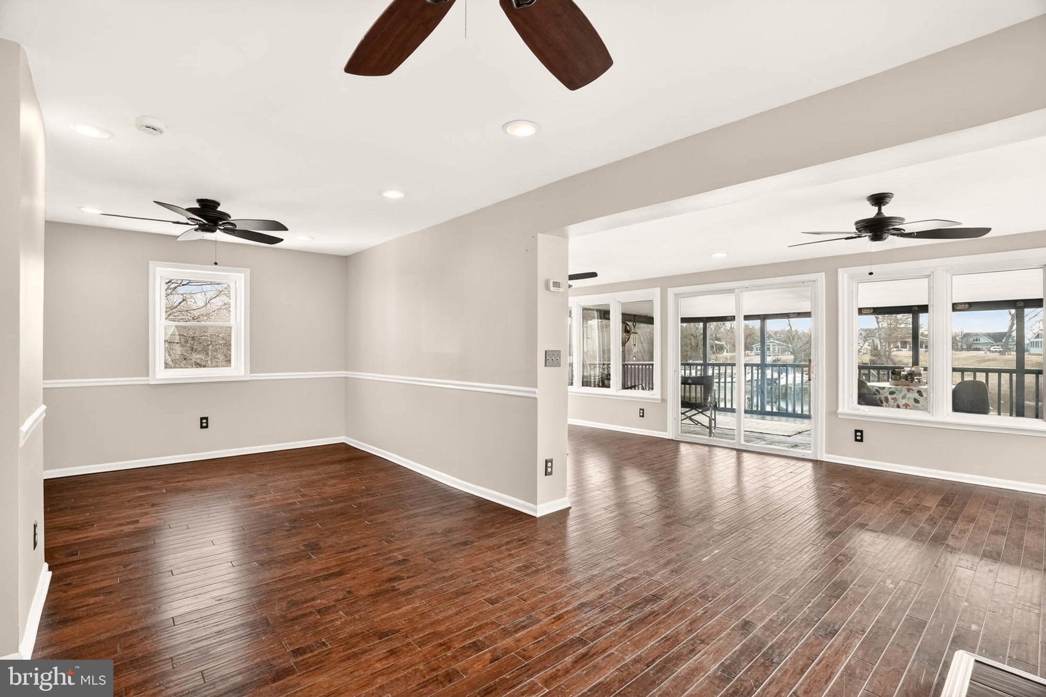 333 Sturtons Lane Pasadena, MD 21122 - Photo 8 of 46 Dining Room