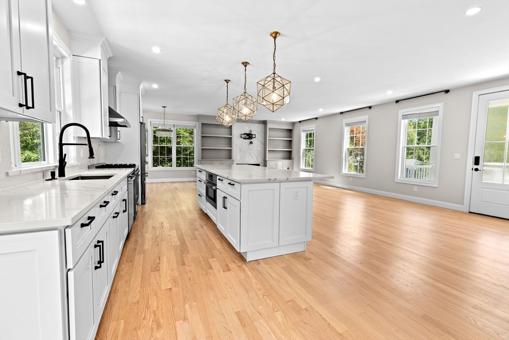 57 Chittenden Road Scituate, MA 02066 - Photo 6 of 34 Gallery Image 6