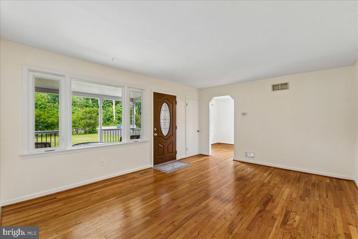 1901 Van Bibber Road Edgewood, MD 21040 - Photo 3 of 42 Entry/ Family Room