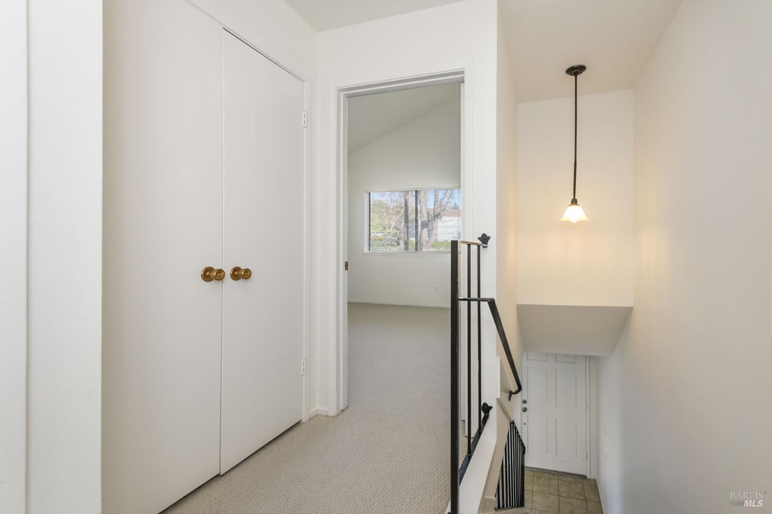 19 Manchester Court Novato, CA 94947 - Photo 17 of 21