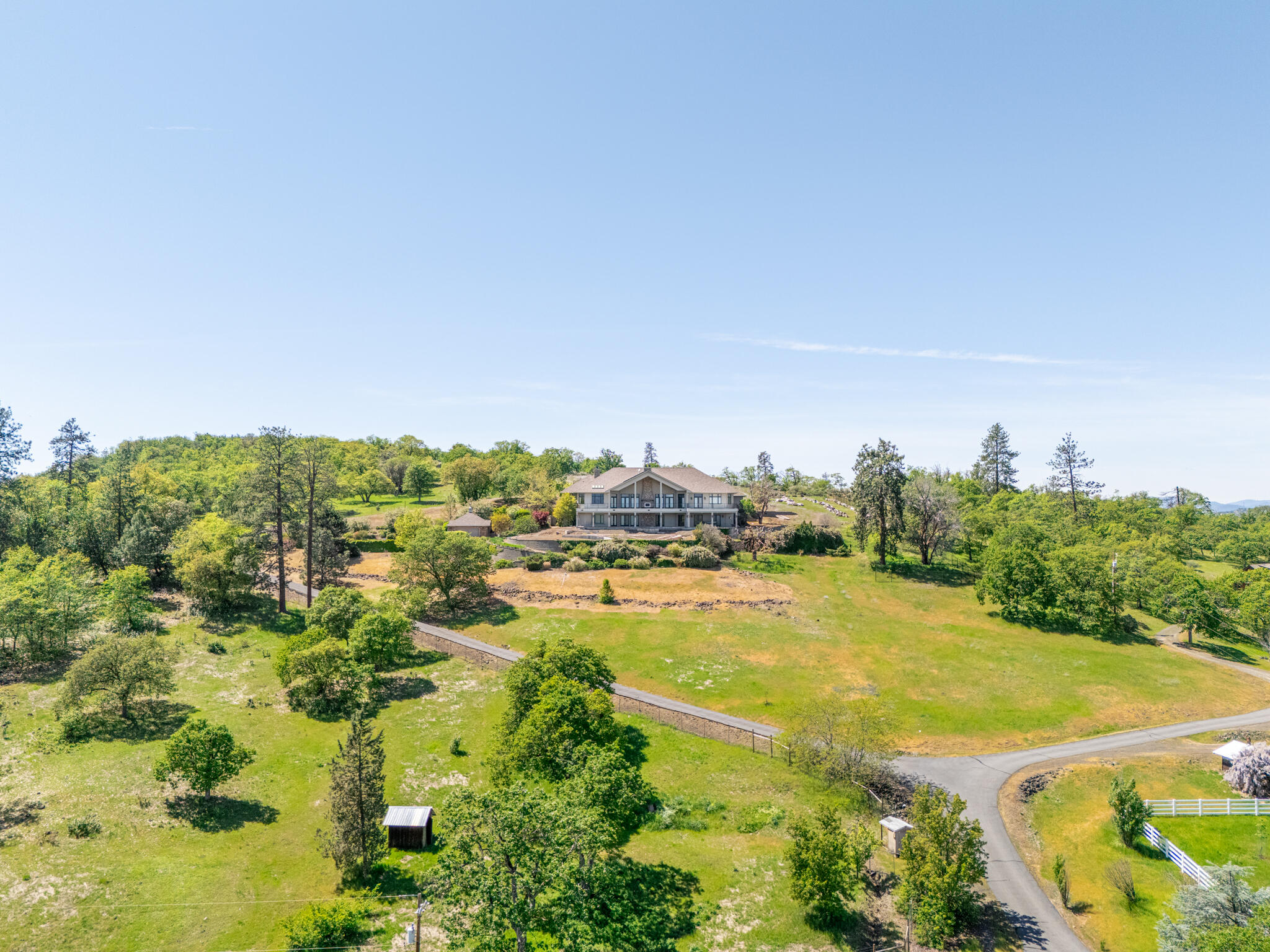 1918 Stevens Road Eagle Point, OR 97524 - Photo 72 of 74 DJI_20250428140811_0273_D-HDR