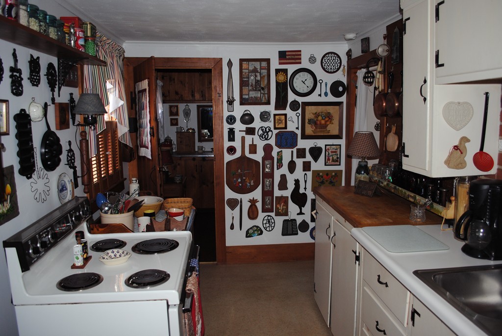 42 North Cottage Road Holland, MA 01521 - Photo 14 of 15