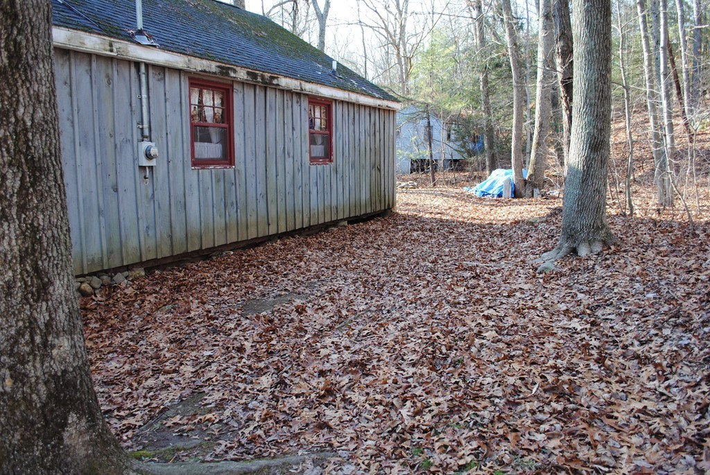 42 North Cottage Road Holland, MA 01521 - Photo 2 of 15