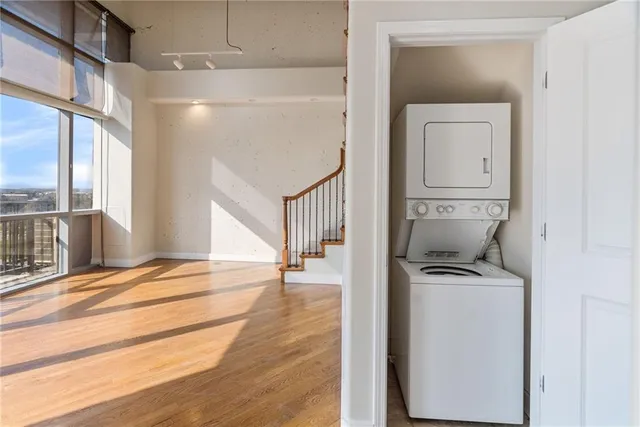 $375,000 | 600 Admiral Boulevard, Unit 407, Kansas City, MO 64106