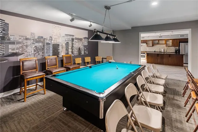 $375,000 | 600 Admiral Boulevard, Unit 407, Kansas City, MO 64106