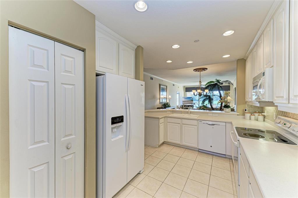 8422 Wethersfield Run, Unit 103 Lakewood Ranch, FL 34202 - Photo 24 of 99