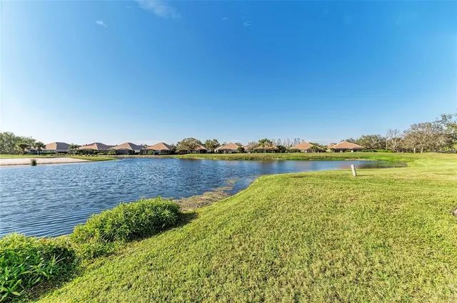 $279,750 | 8422 Wethersfield Run, Unit 103, Lakewood Ranch, FL 34202