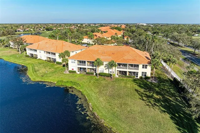 $279,750 | 8422 Wethersfield Run, Unit 103, Lakewood Ranch, FL 34202