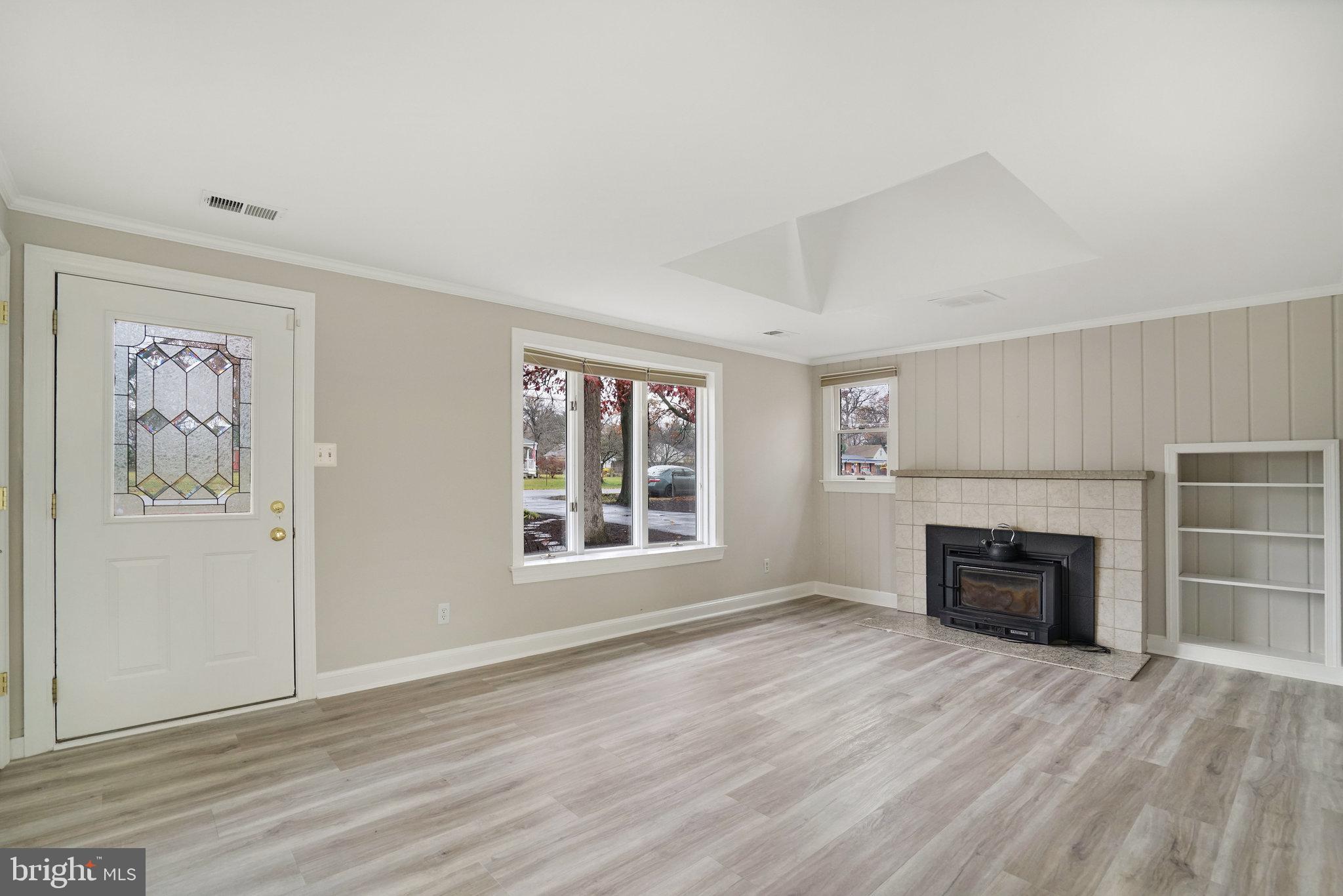 6705 Greenleaf Street Springfield, VA 22150 - Photo 4 of 35 Gallery Image 4