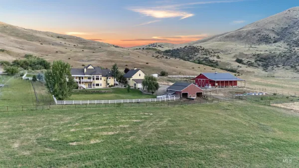 $2,389,000 | 26 Maria Drive, Horseshoe Bend, ID 83629