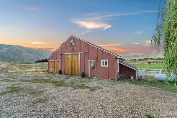 $2,489,000 | 26 Maria Drive, Horseshoe Bend, ID 83629