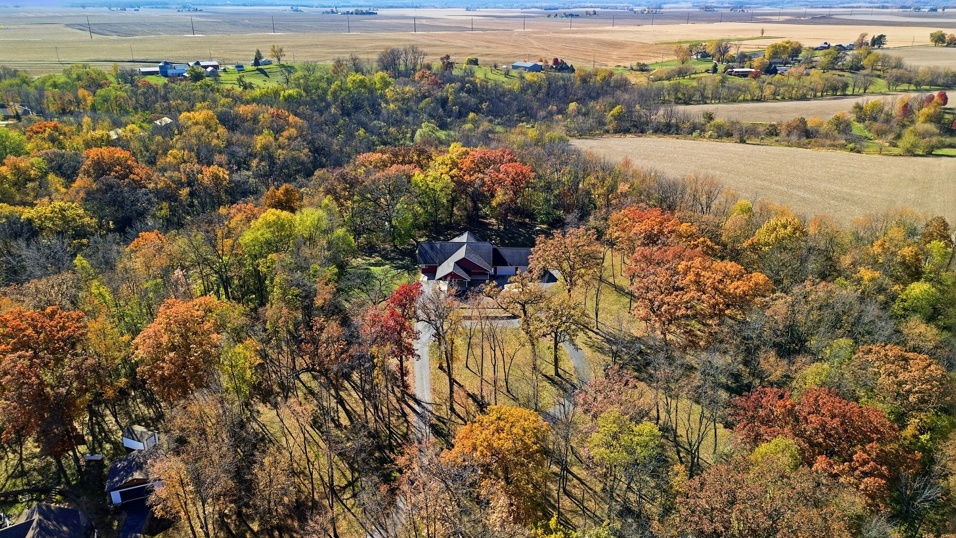 15207 Henry Road Morrison, IL 61270 - Photo 43 of 54