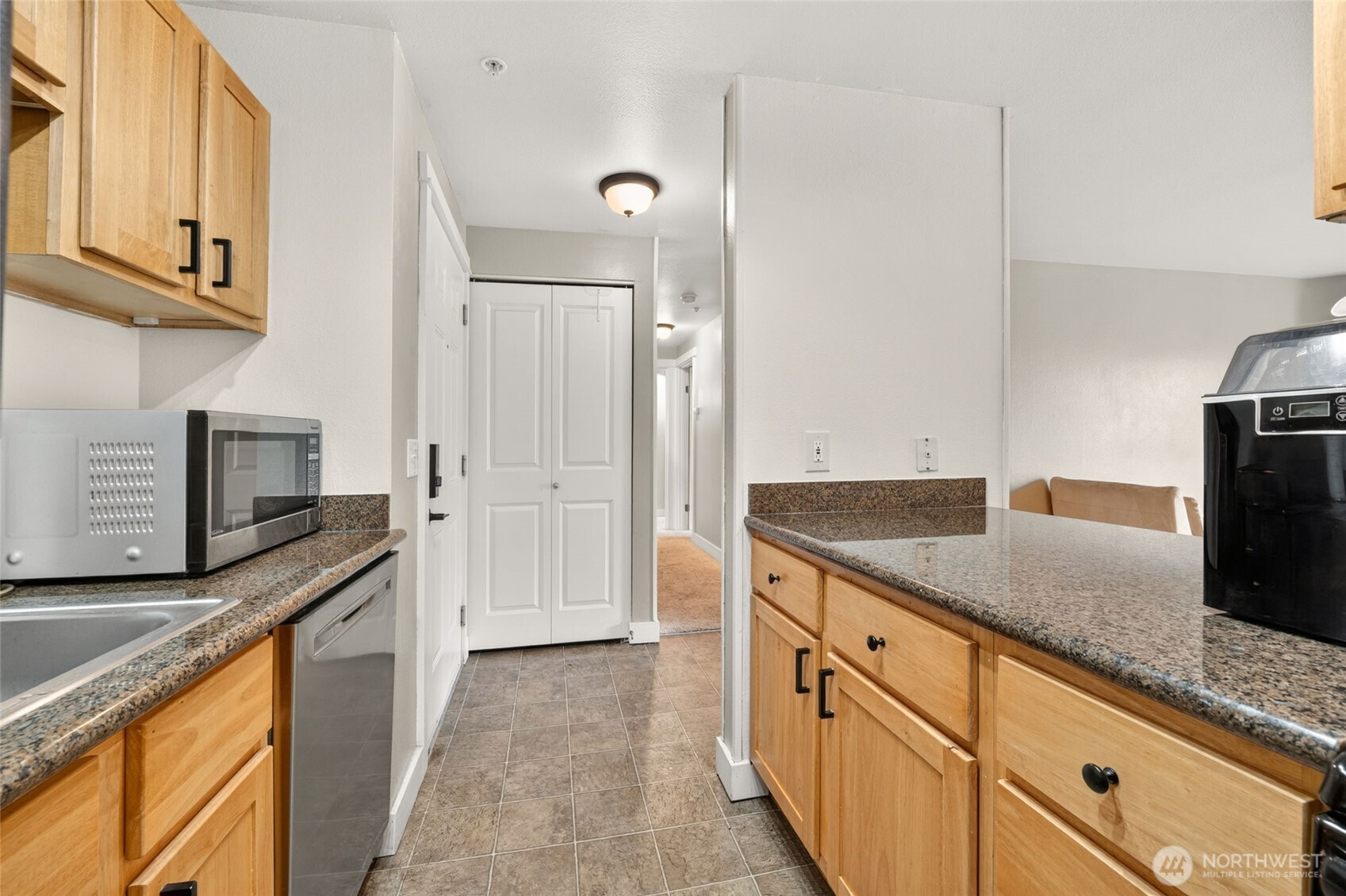 16409 Currie Road Southeast, Unit 309 Monroe, WA 98272 - Photo 5 of 21 Gallery Image 5