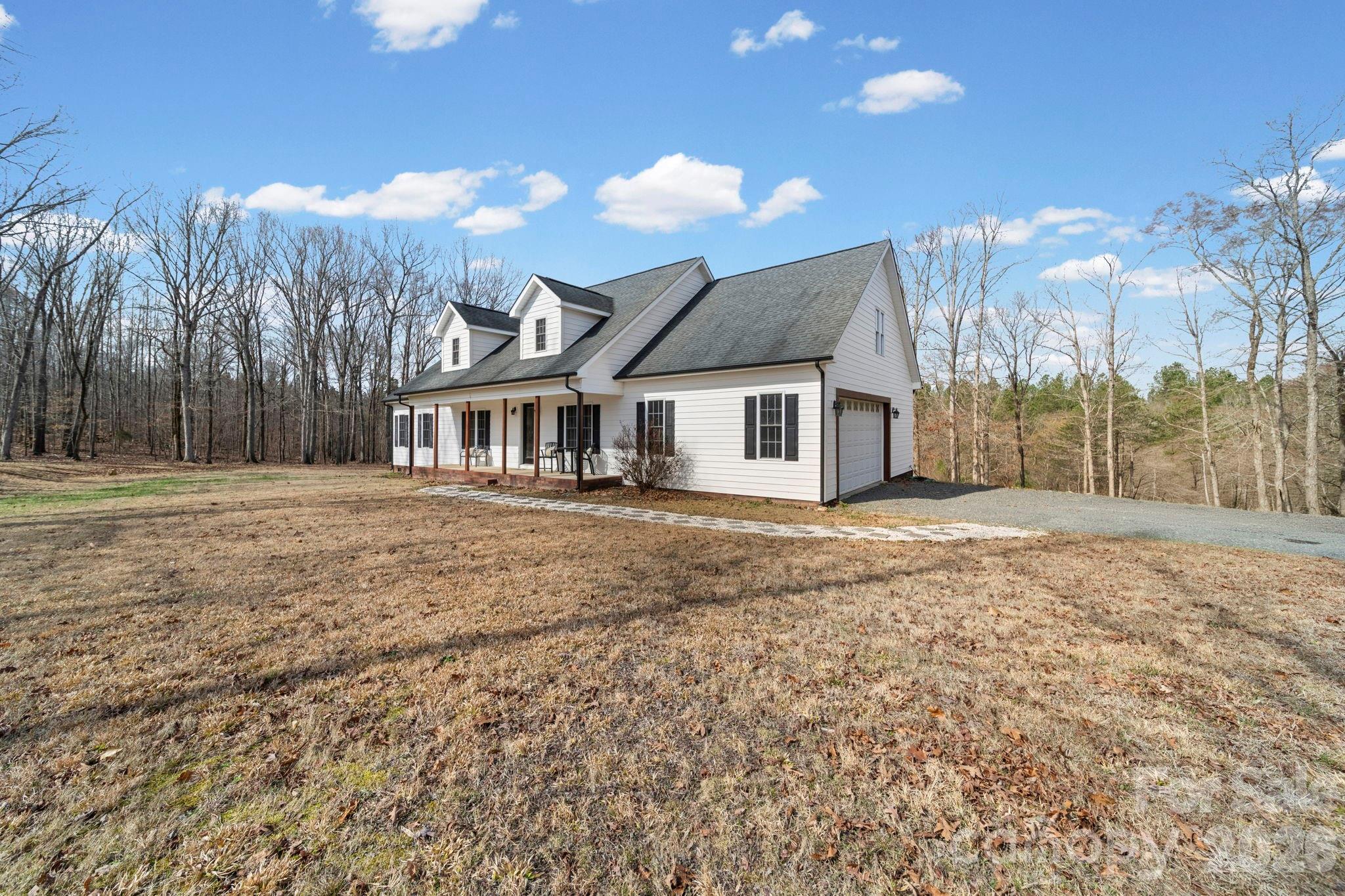 10962 Busbin Road Mount Pleasant, NC 28124 - Photo 2 of 47 Gallery Image 2