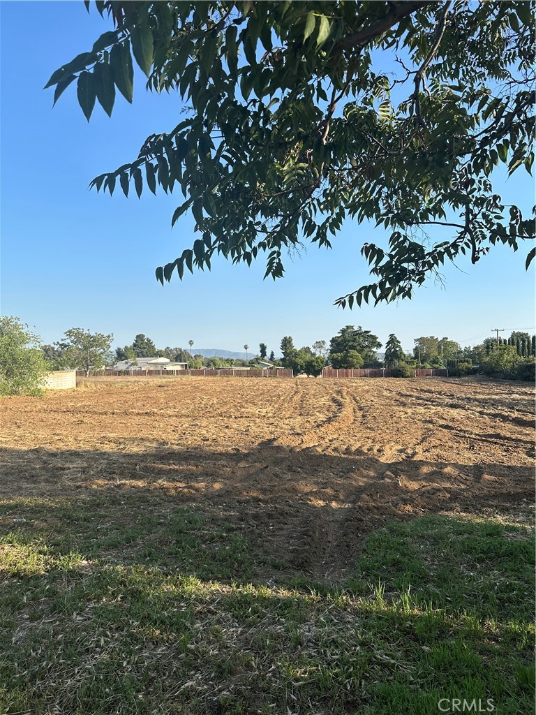0 Vineland Street Cherry Valley, CA 92223 - Photo 2 of 3 a view of an ocean from a yard