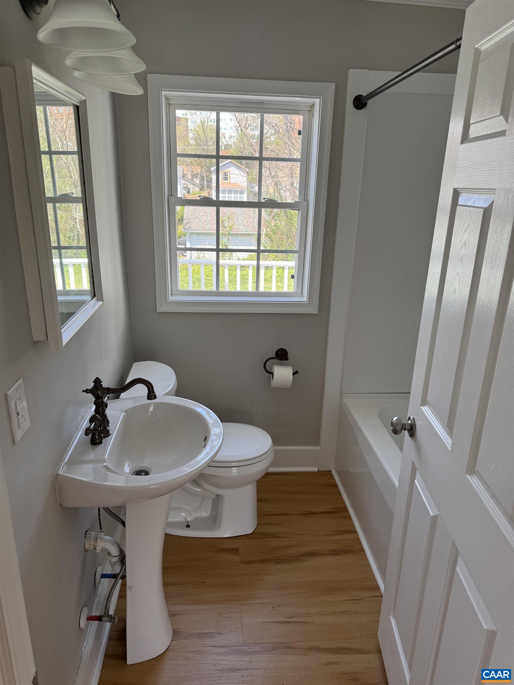 1015 Cherry Avenue Charlottesville, VA 22903 - Photo 11 of 12 Bathroom