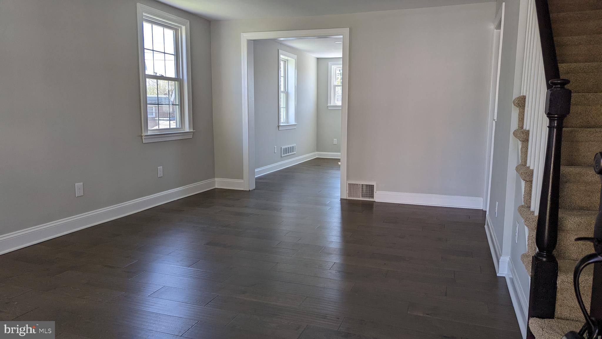 731 Michell Street Ridley Park, PA 19078 - Photo 3 of 32 Living Room/DA
