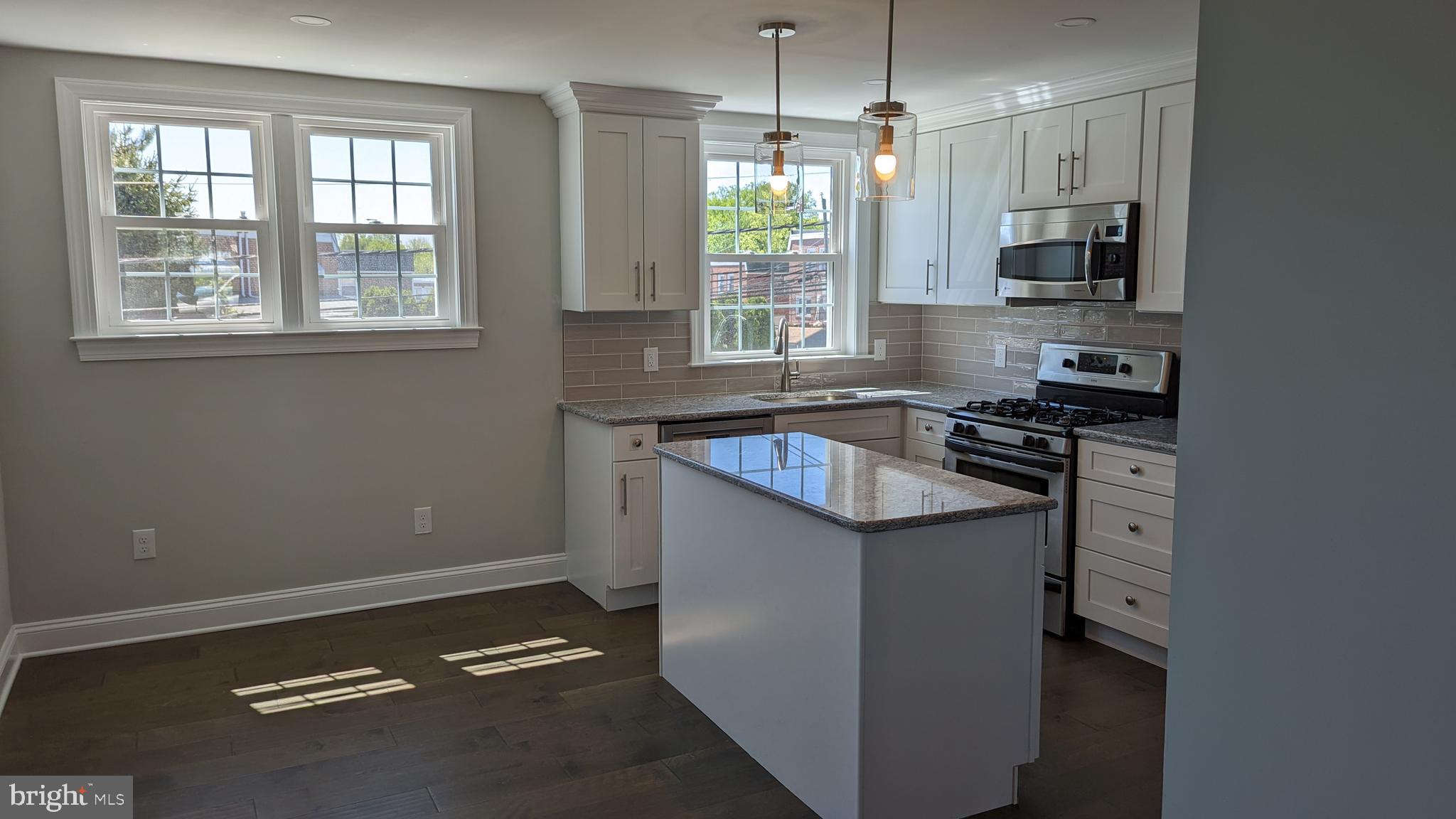 731 Michell Street Ridley Park, PA 19078 - Photo 9 of 32 Kitchen/Dining