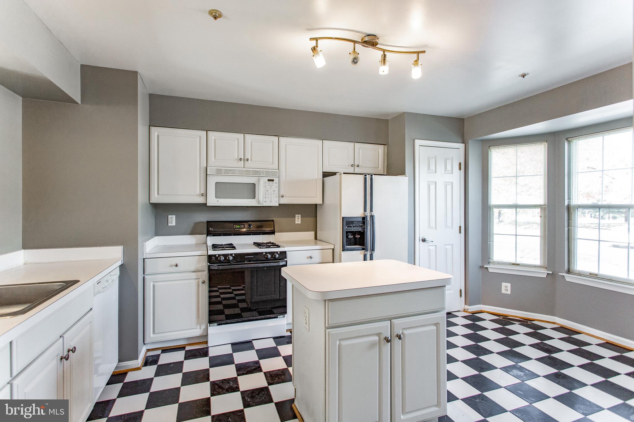 6244 Deep Earth Lane Columbia, MD 21045 - Photo 8 of 47